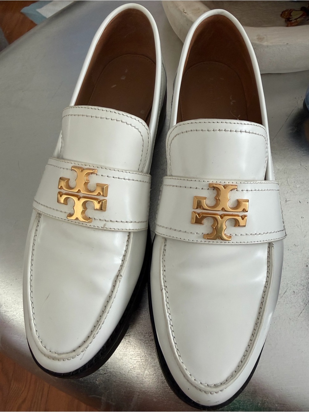 Tory Burch White Leather Loafers with Gold Logo Hardware